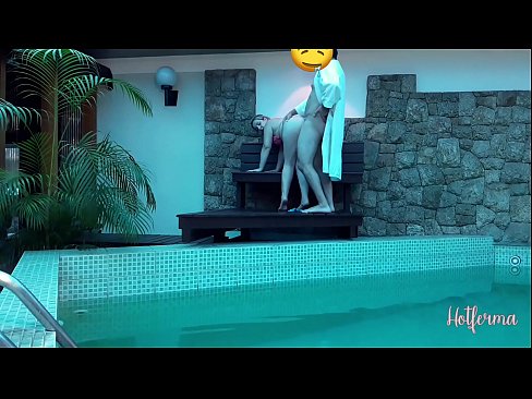 ❤️ Chefen bjuder in tjänsteflickan till poolen, men kunde inte motstå en het ❤️ Porno at sv.xlxxporno.ru ﹏